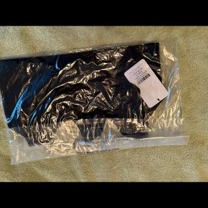 Lively bra black NWT